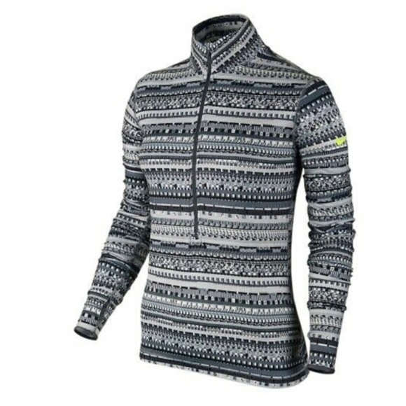 Nike Dri-Fit Women’s 1/2 Zip Pullover - Picture 2 of 5